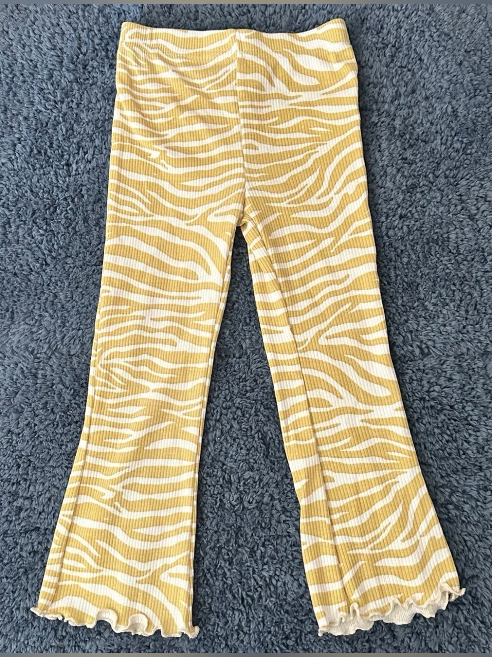 Disney The Lion King Toddler Girls 3T Yellow/White Ruffle/Flare Hem Casual Pants